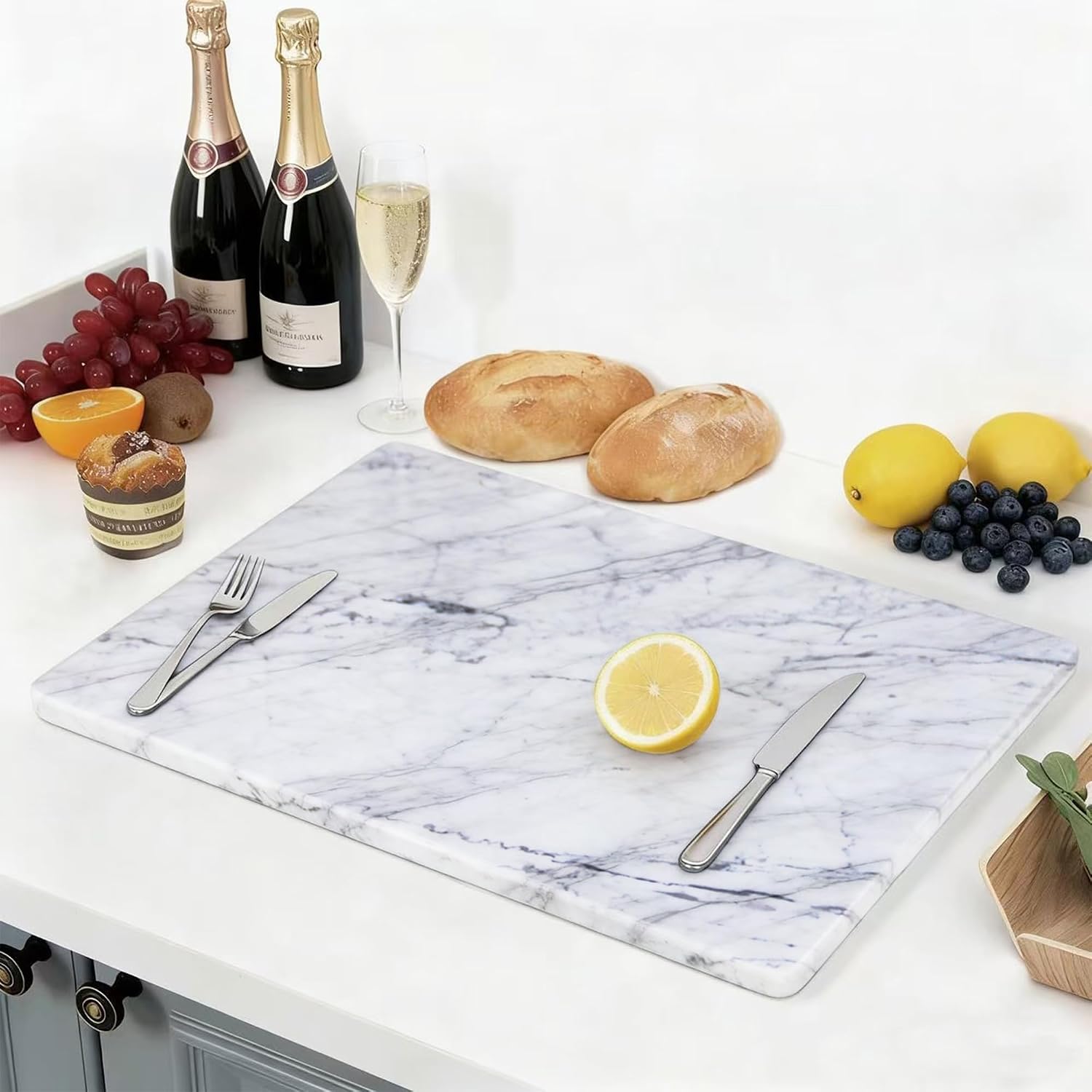 White Marble Extra‑Large Pastry Board